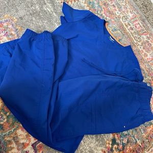 Scrub Star Scrub Set